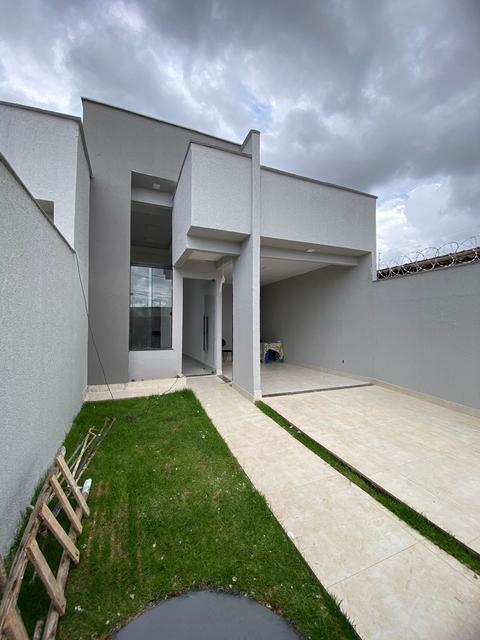 Casa à venda em Aparecida de Goiânia, Jardim Iracema, com 3 quartos, com 112 m²